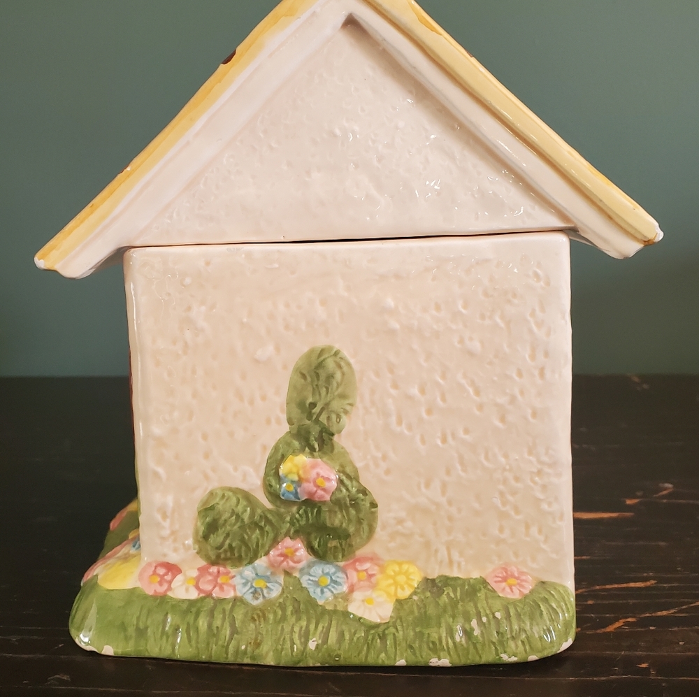 Vintage Cottage Cookie Jar - Picture 7 of 15